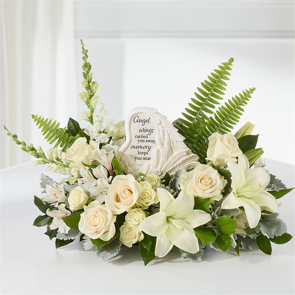 Holding You Close Arrangement – Albertsons, Pleasanton CA
