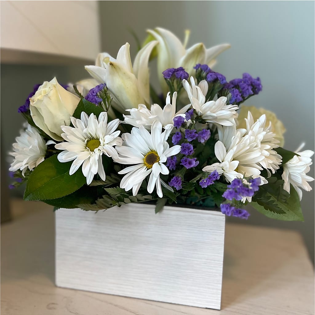 Beyond Blue Box Bouquet – Albertsons, Pleasanton CA
