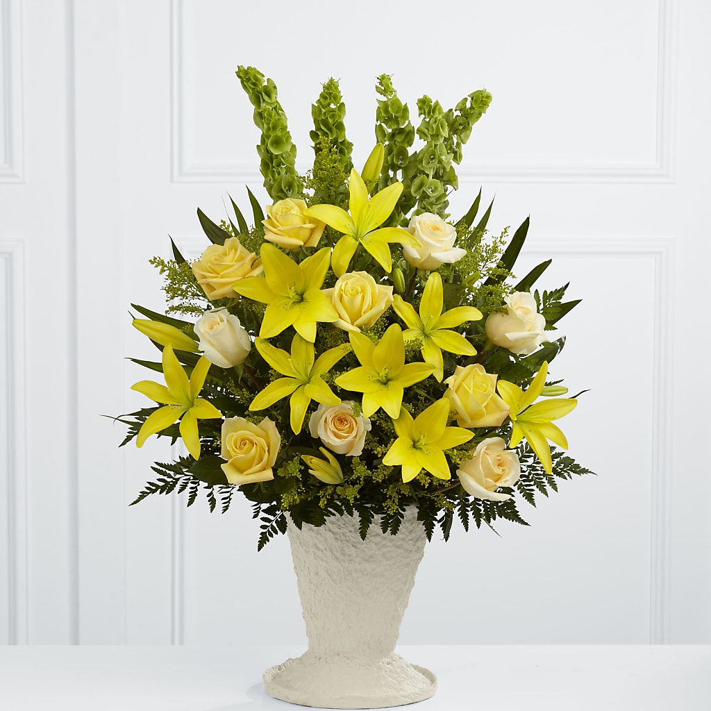 Golden Memories Arrangement – Albertsons, Pleasanton CA