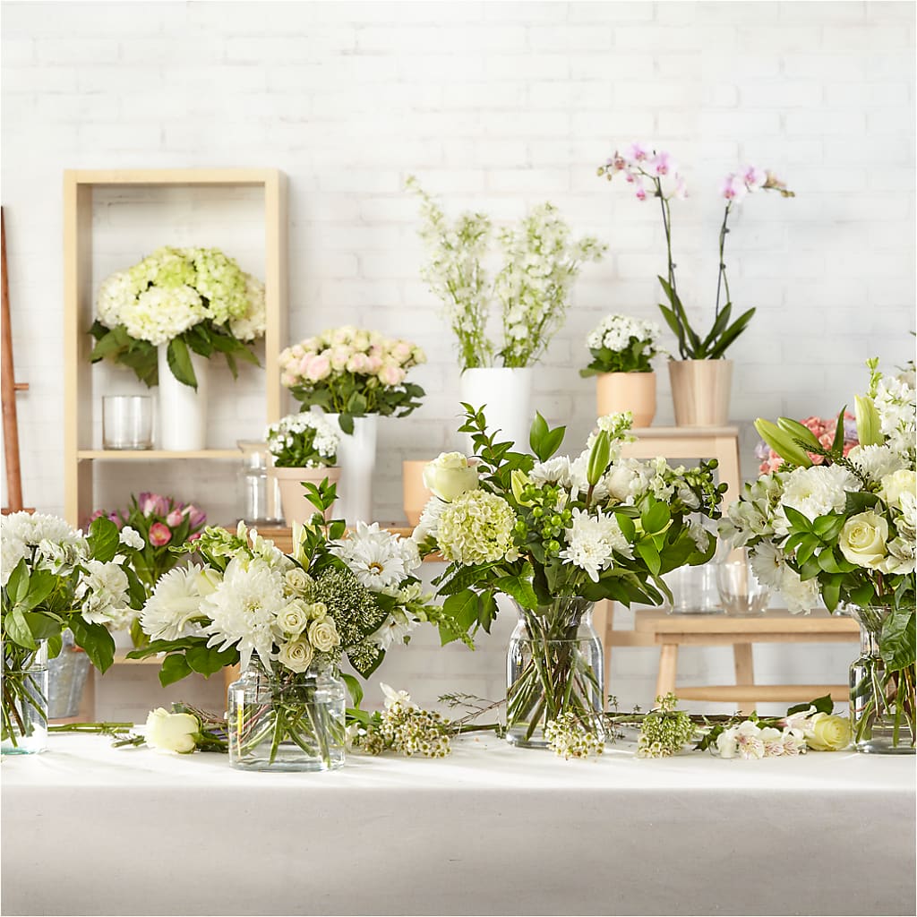Classic Ivory – A Florist Original – Albertsons, Pleasanton CA