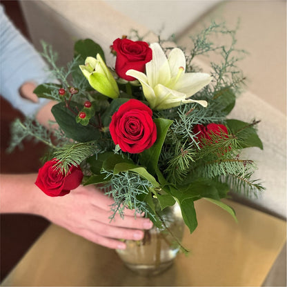 Glittering Lights Bouquet –  Albertsons, Pleasanton CA